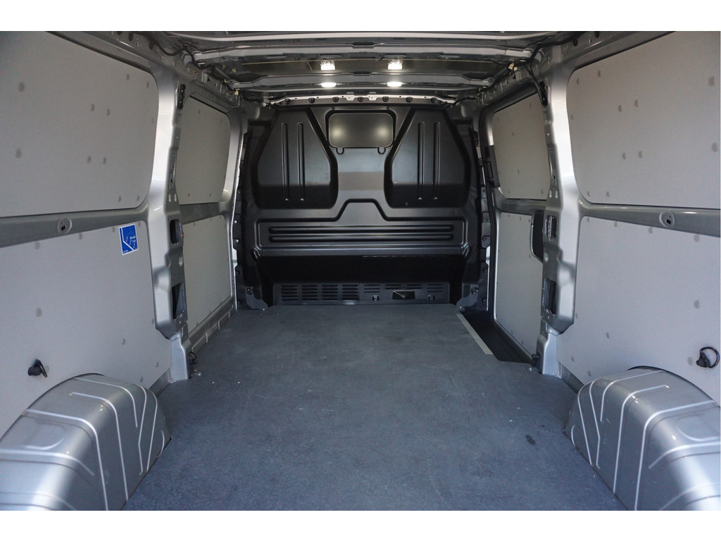 50189958-ford-transit-custom-7