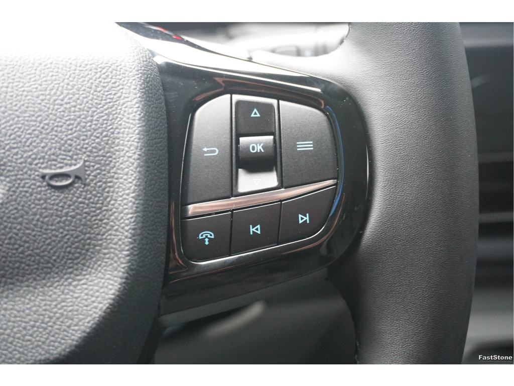 50233921-ford-transit-custom-19