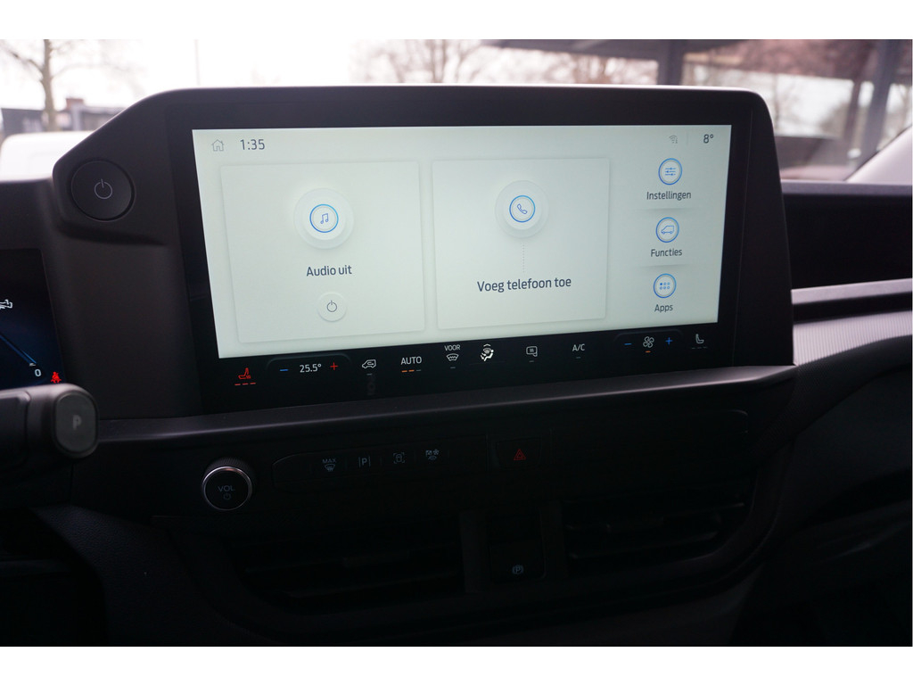 50985807-ford-e-transit-custom-10