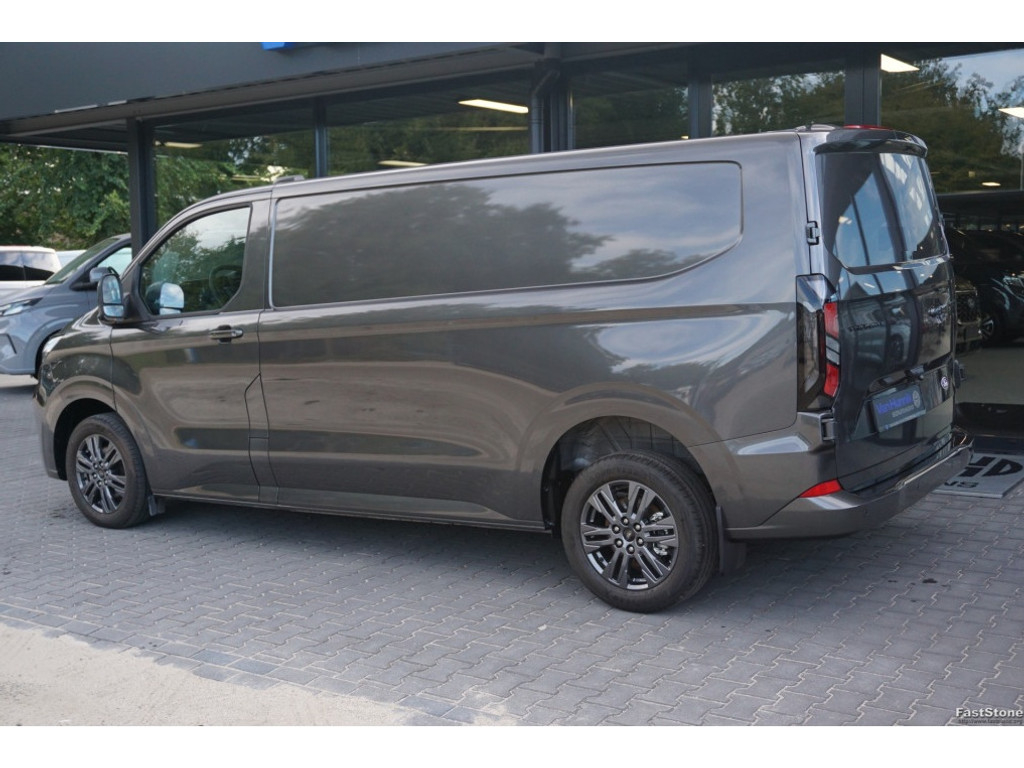 50989375-ford-transit-custom-3