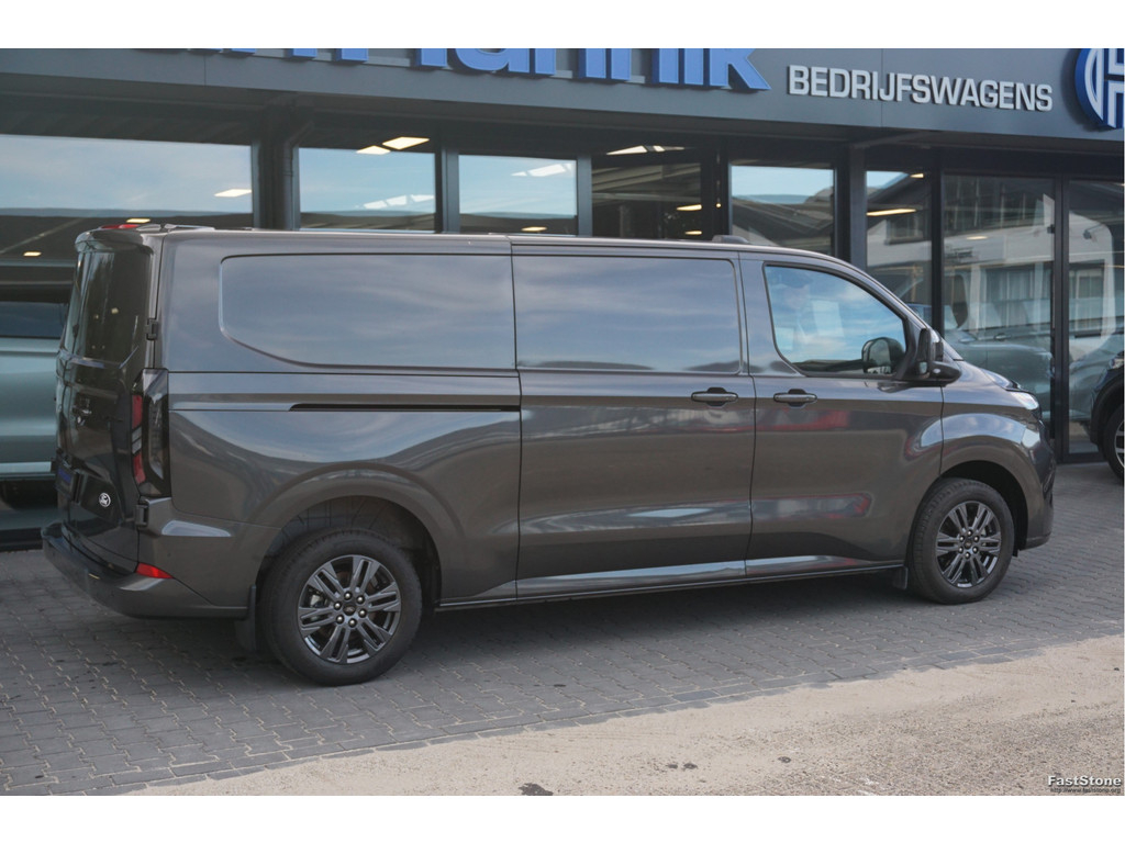 50989395-ford-transit-custom-4