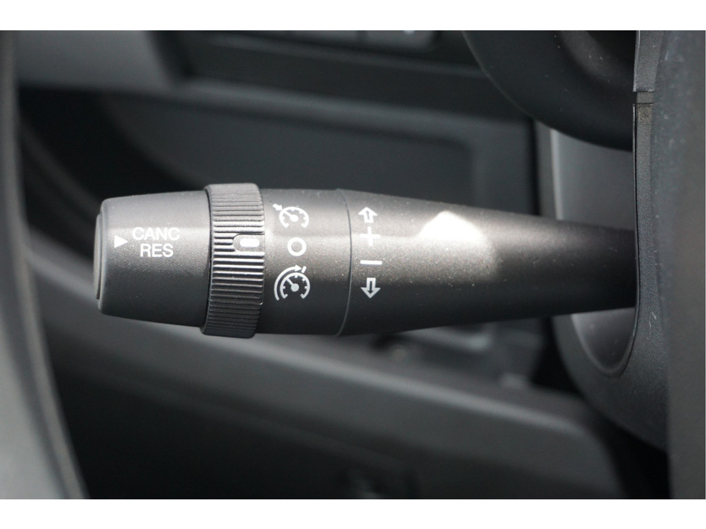 51024027-citroen-jumper-16