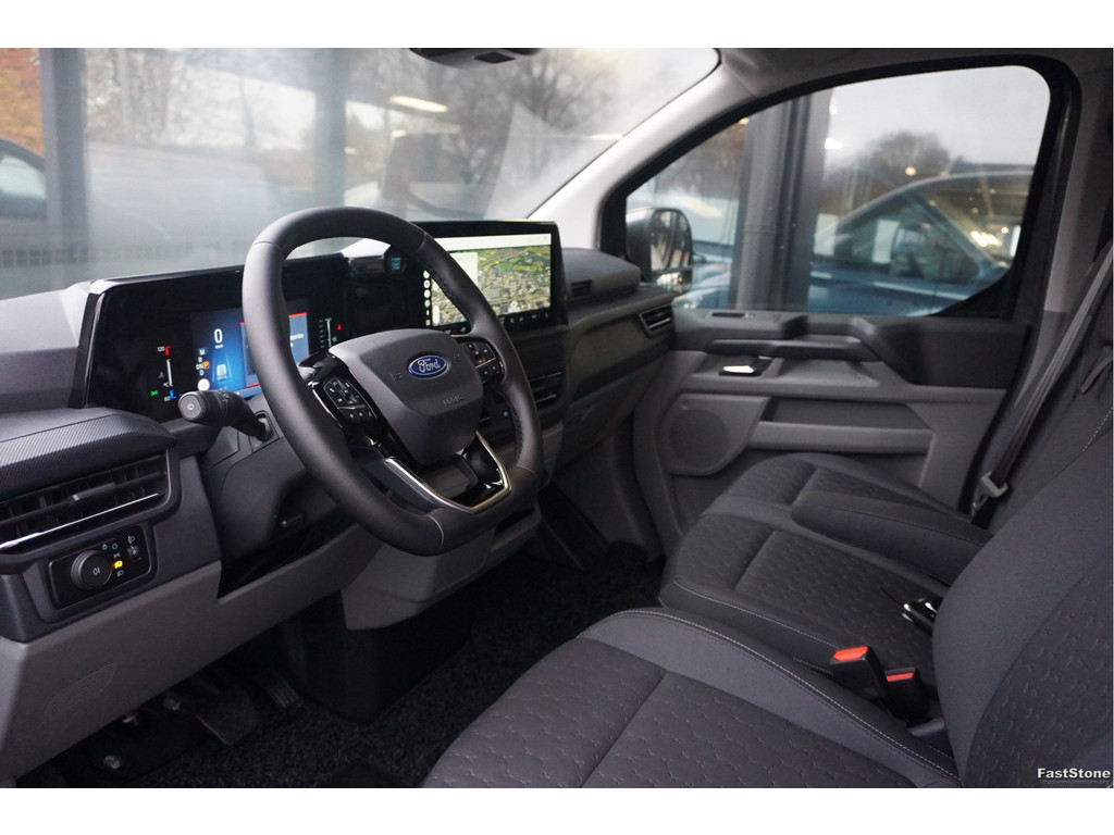 51533452-ford-transit-custom-10