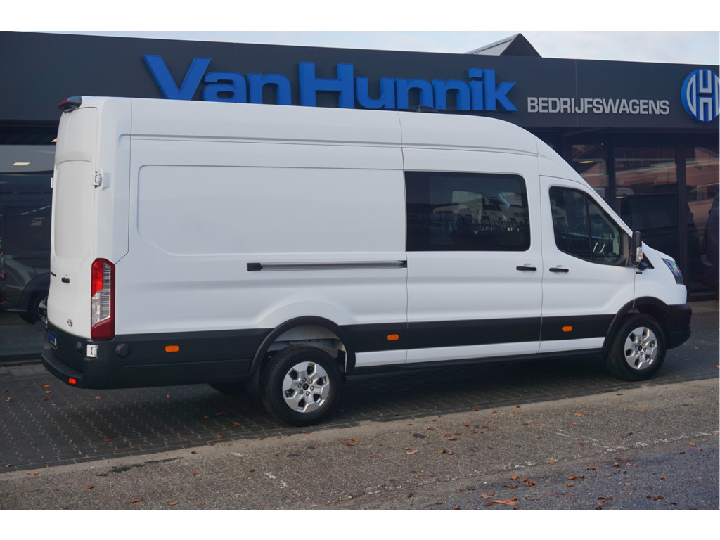 51533616-ford-transit-5
