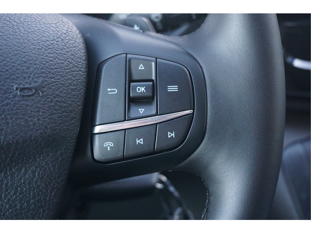 51584517-ford-transit-16