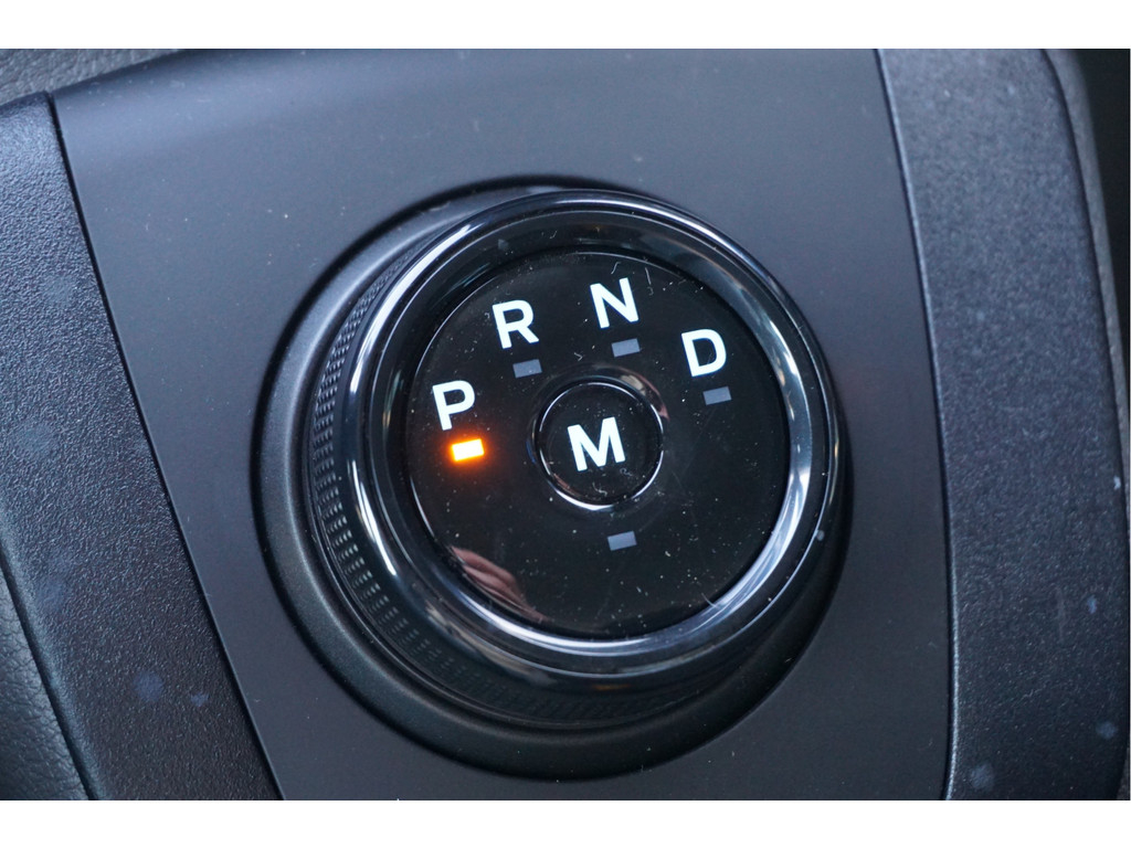 52166449-ford-transit-15