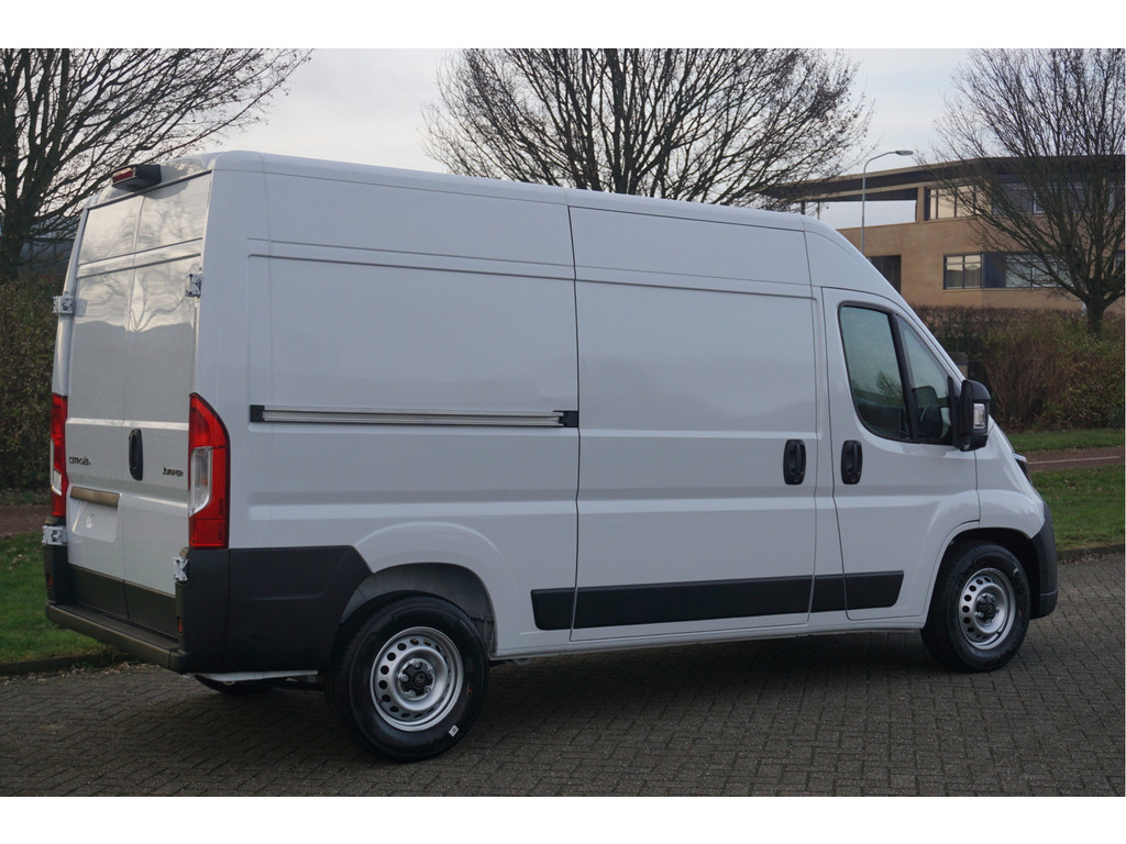 52176771-citroen-jumper-5