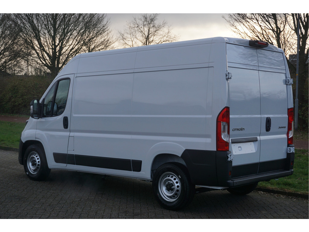 52176868-citroen-jumper-3