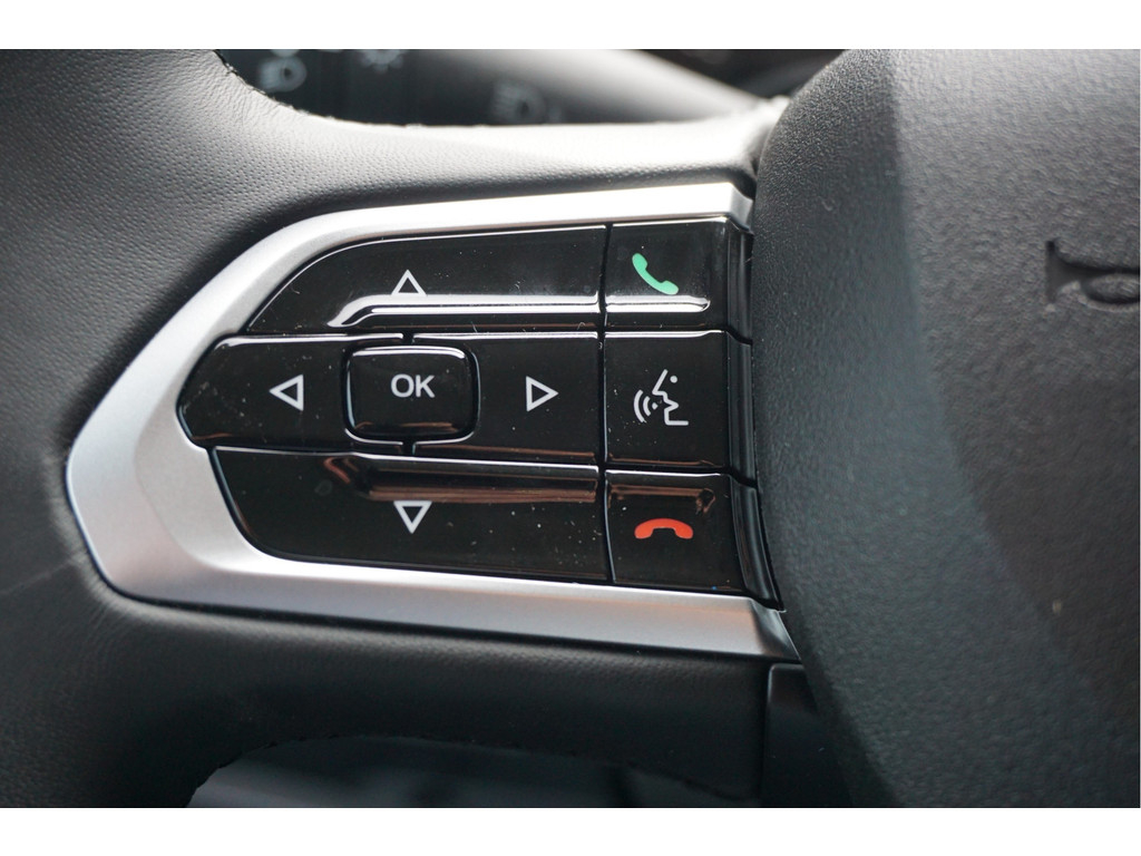 52177278-citroen-jumper-16