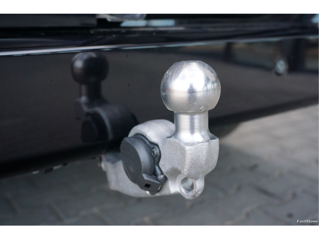 52280414-ford-transit-custom-25