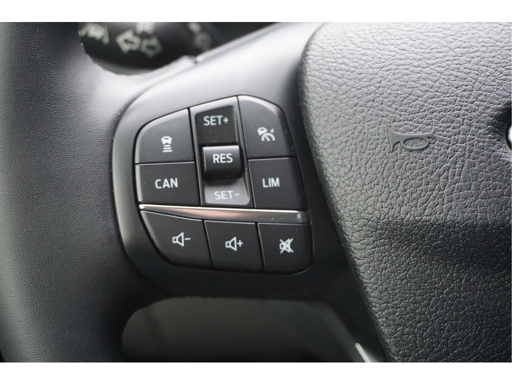 52746568-ford-transit-14