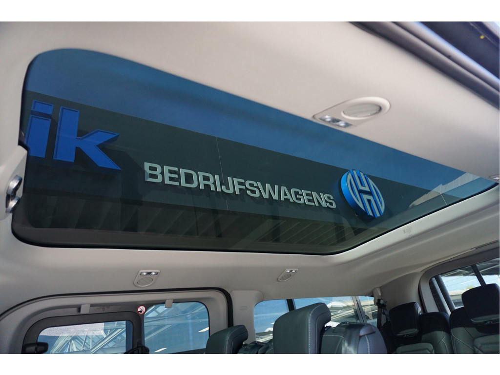 53044135-ford-transit-custom-13