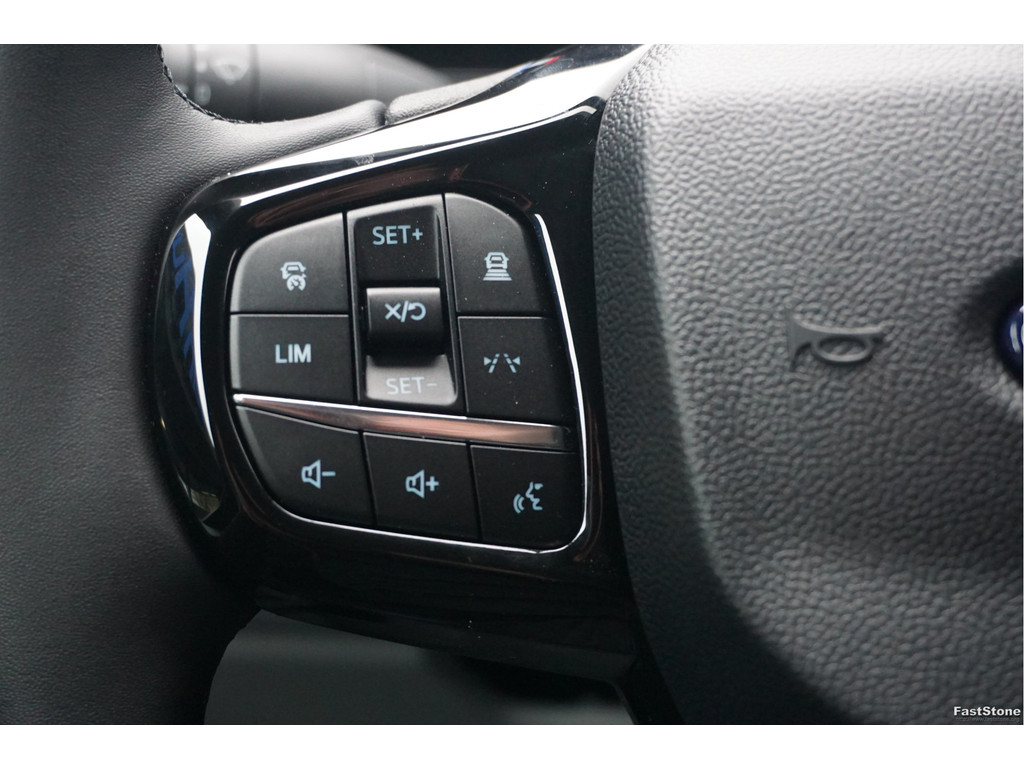 53902217-ford-transit-custom-20