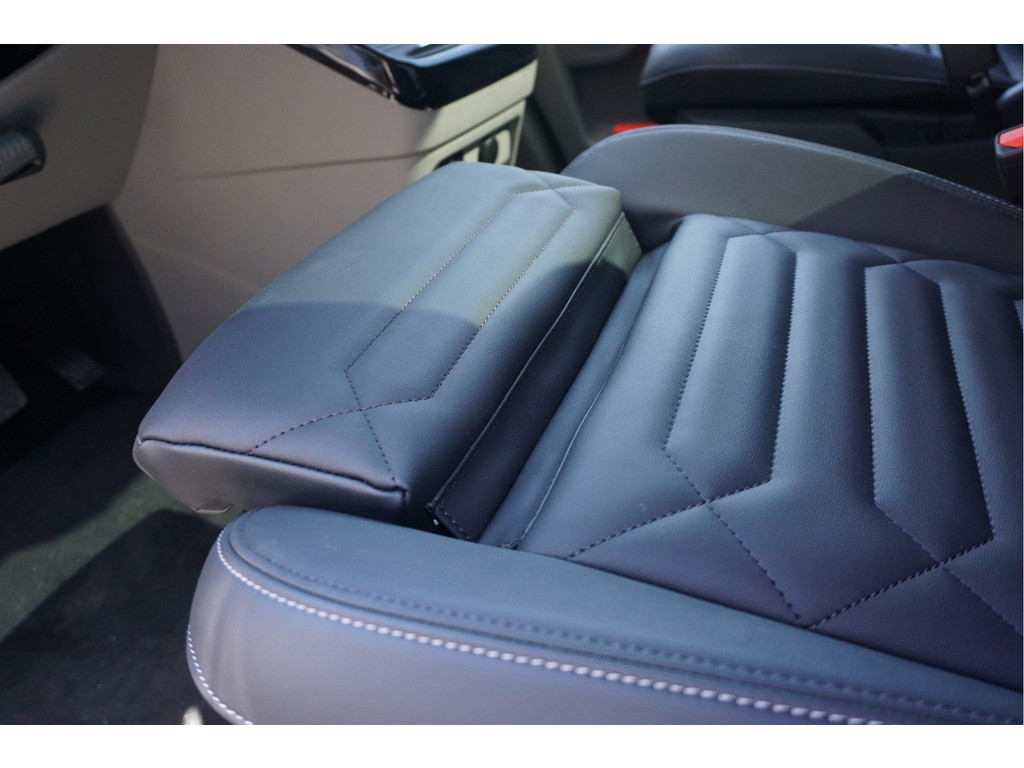 53908071-ford-transit-custom-21