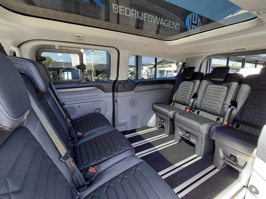 53908858-ford-transit-custom-14