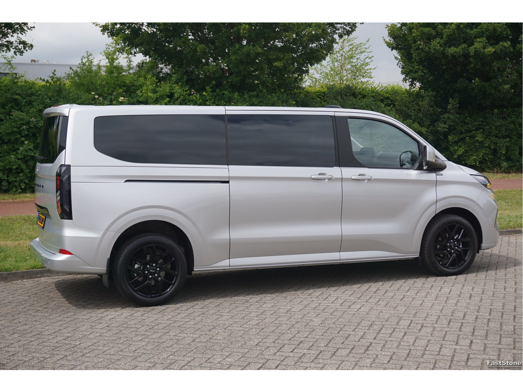 53909304-ford-transit-custom-4
