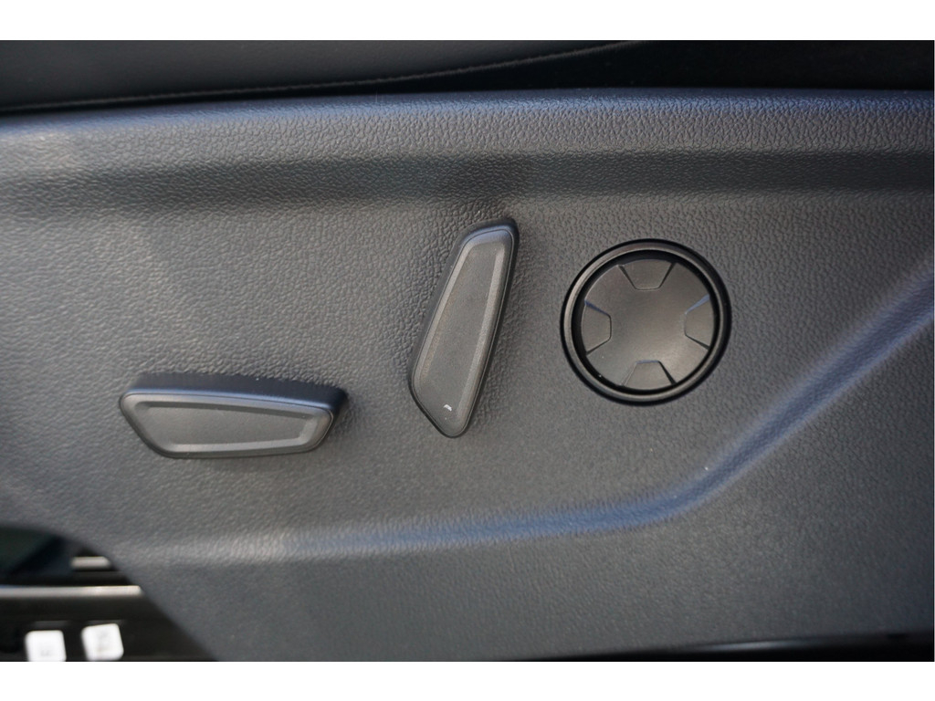 53909454-ford-transit-custom-18