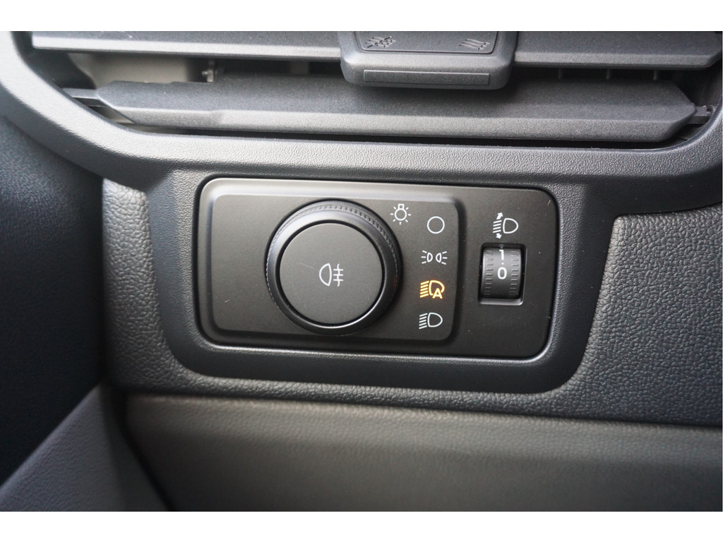 54006195-ford-transit-custom-15