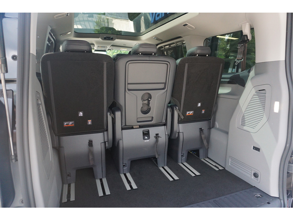 54473469-ford-transit-custom-16
