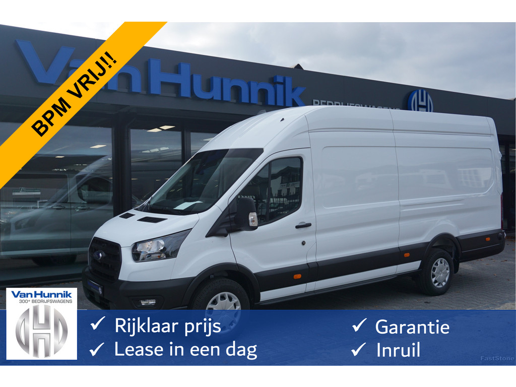 54670281-ford-transit-1