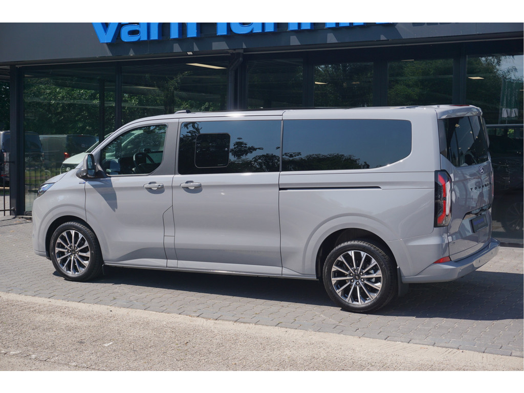 54934755-ford-transit-custom-3
