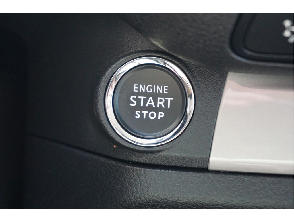 54949695-peugeot-expert-16