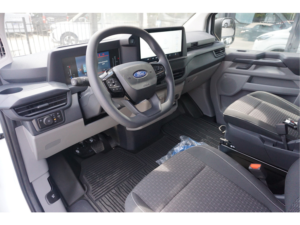 55086987-ford-transit-custom-8