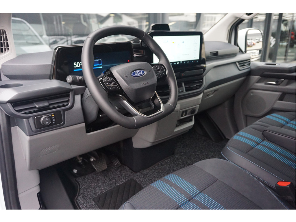 55502184-ford-transit-8