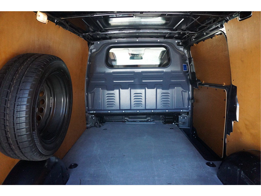 55645858-mercedes-benz-vito-8