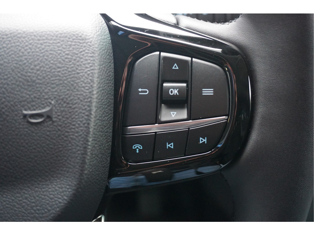 56253301-ford-transit-custom-14