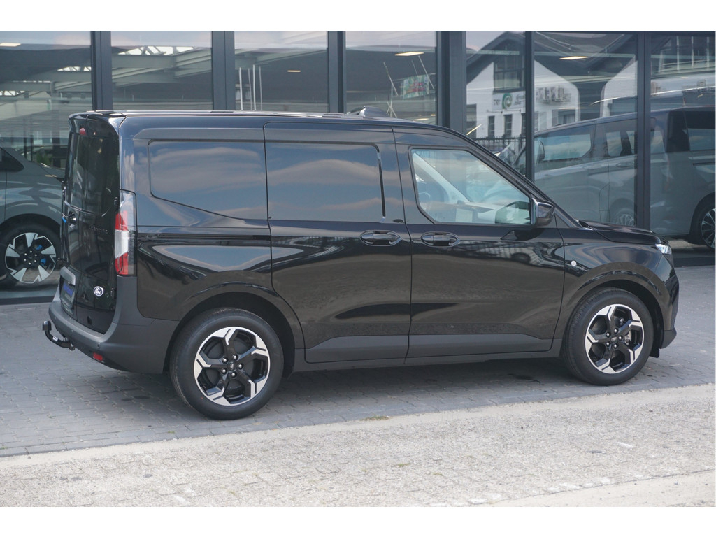 56421827-ford-transit-courier-4