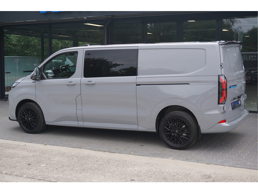 56883058-ford-transit-custom-5