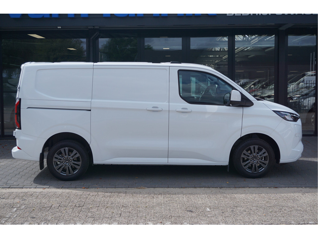 56883224-ford-transit-custom-5
