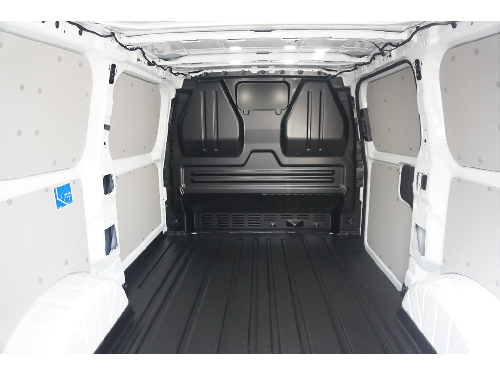 56883224-ford-transit-custom-7