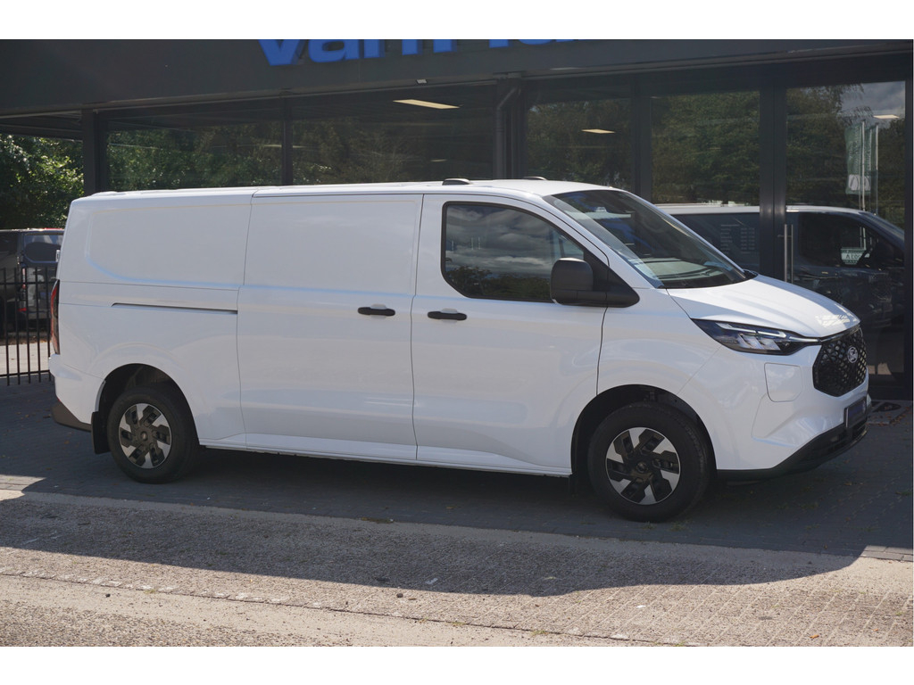 56883252-ford-transit-custom-6