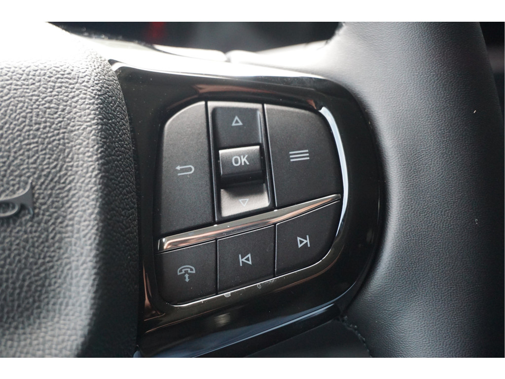 56894734-ford-transit-custom-18