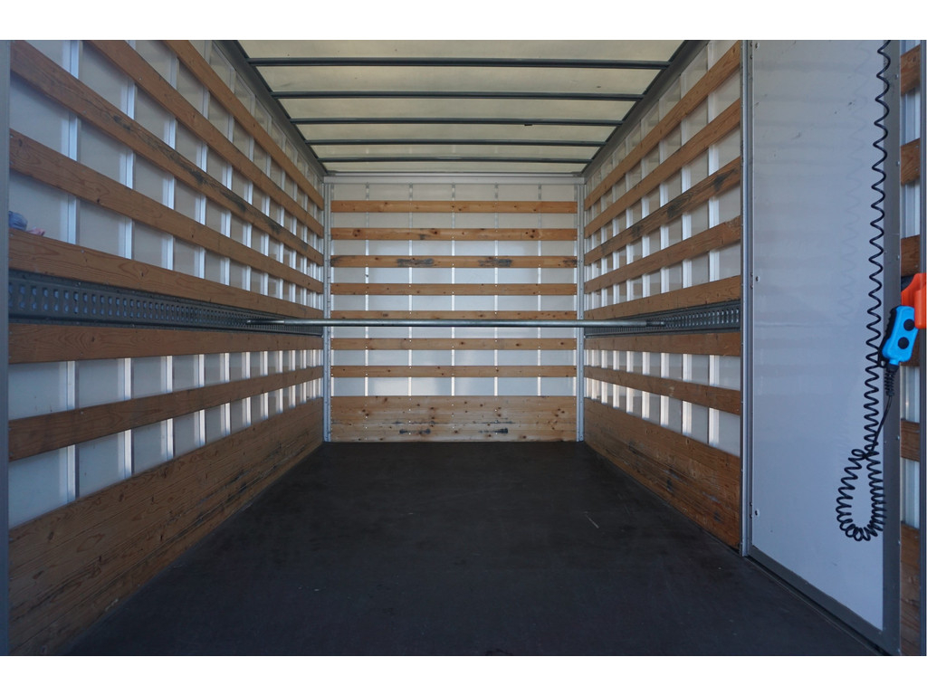 57149062-ford-transit-8