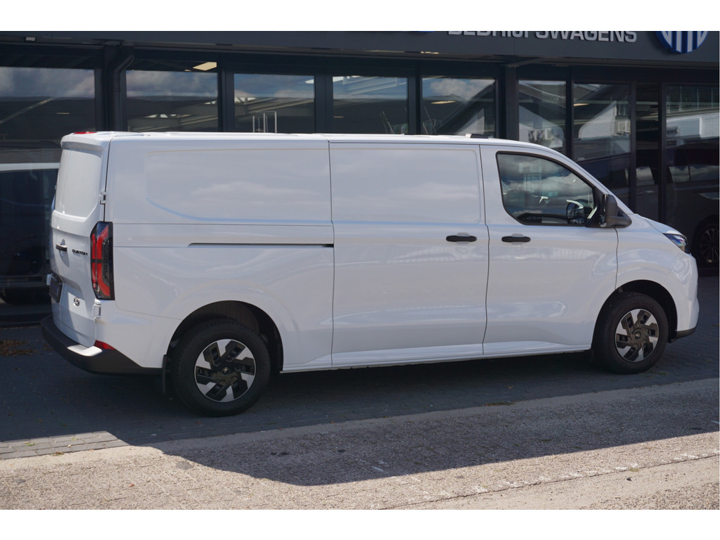 57318171-ford-e-transit-custom-5