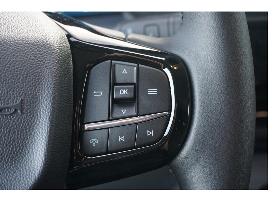 57591333-ford-e-transit-custom-19