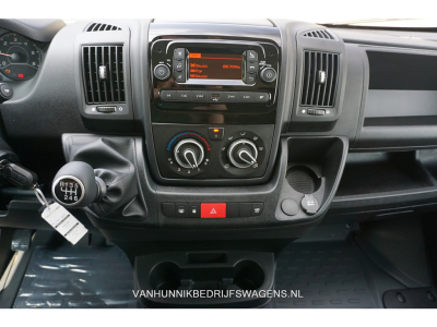 35569490-opel-movano-11