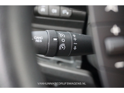 35569490-opel-movano-16