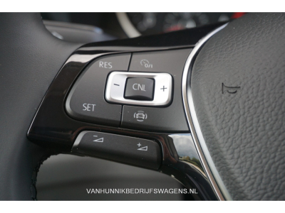 38016629-volkswagen-crafter-16