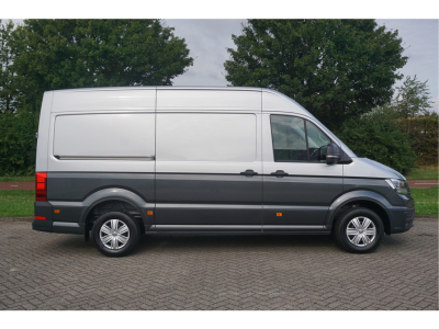 38977176-volkswagen-crafter-5