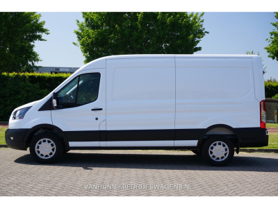 40041877-ford-transit-2