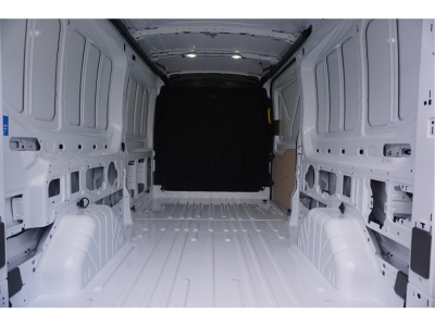 40041877-ford-transit-7