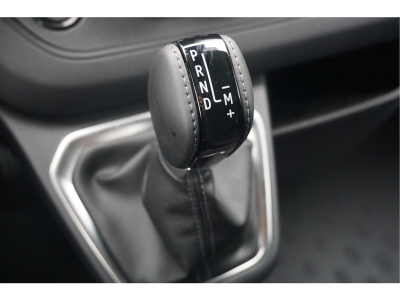 40347503-renault-trafic-17