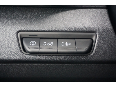 40347817-renault-trafic-19