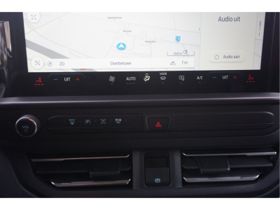 40663347-ford-transit-custom-12