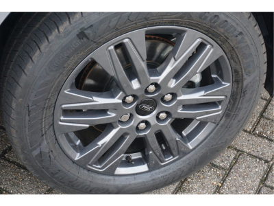 40663347-ford-transit-custom-21