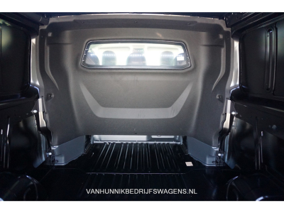 40906447-renault-trafic-7